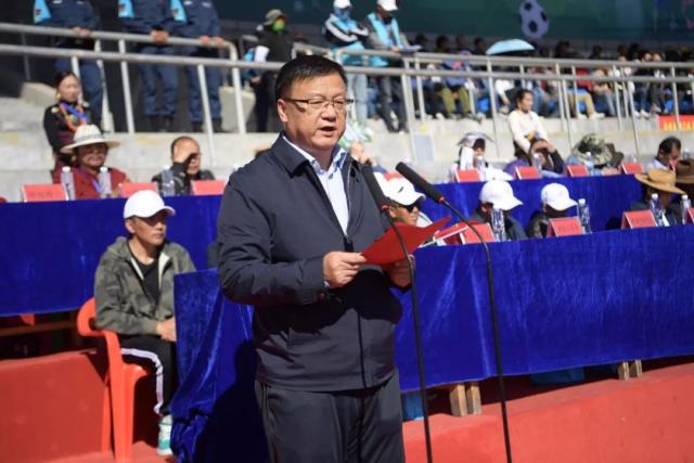 赵薇重返新加坡，畅谈生活与个人成长